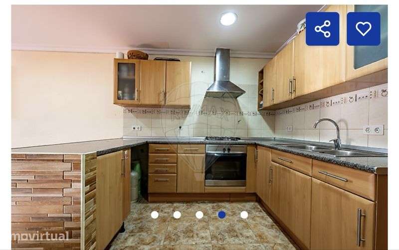 Vende-se habitacão t5 - Grande imagem: 2/7