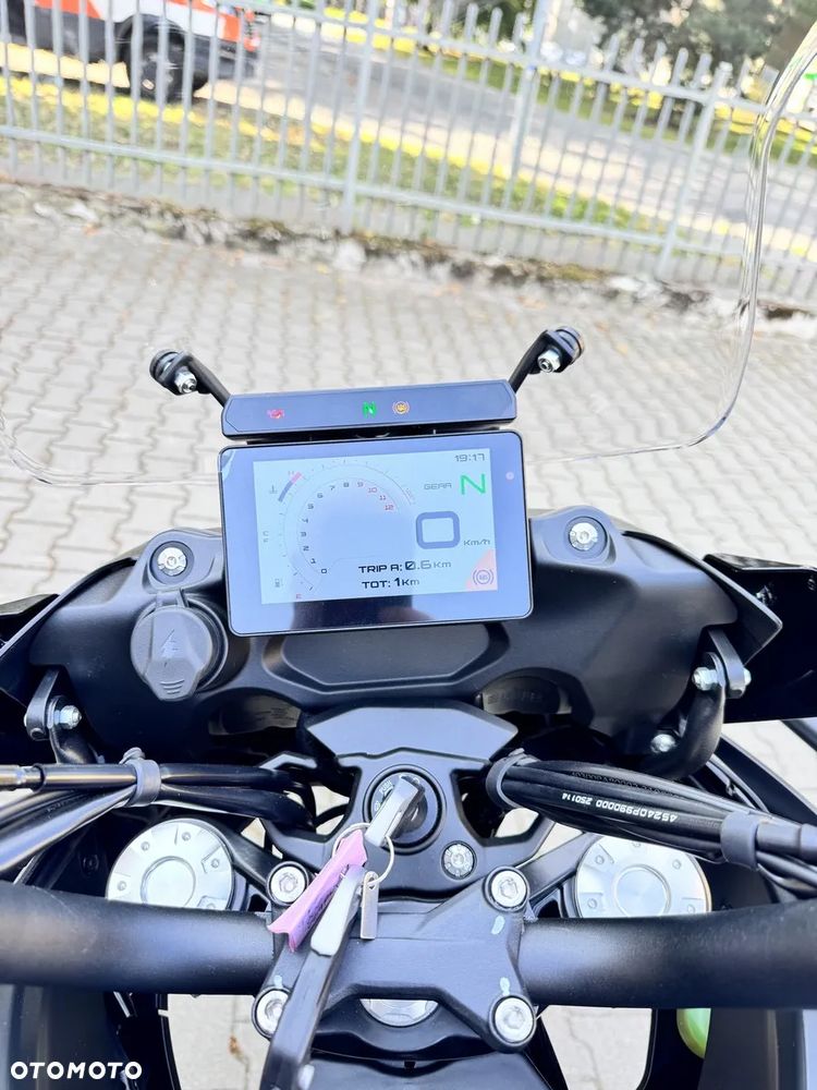 Benelli TRK 702 - 4