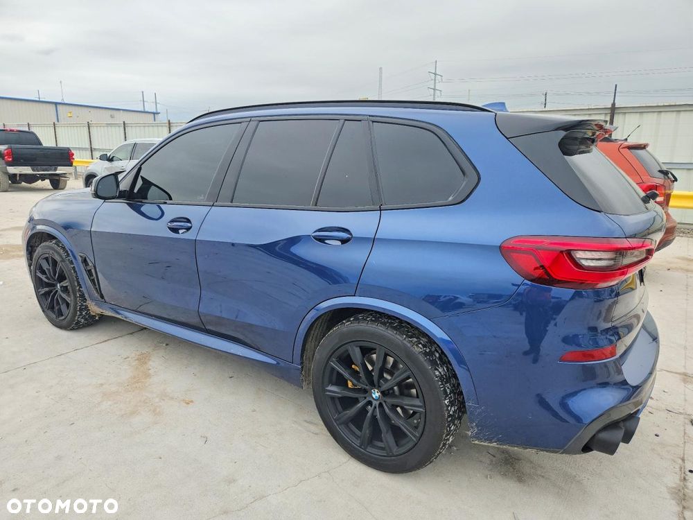 BMW X5 M50i - 4