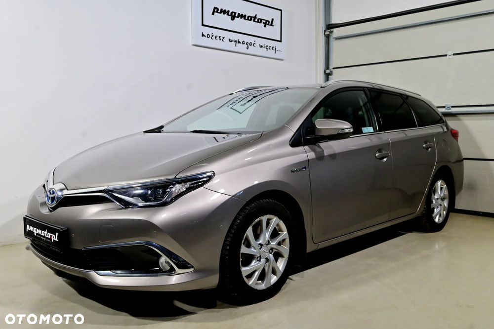 Toyota Auris - 4