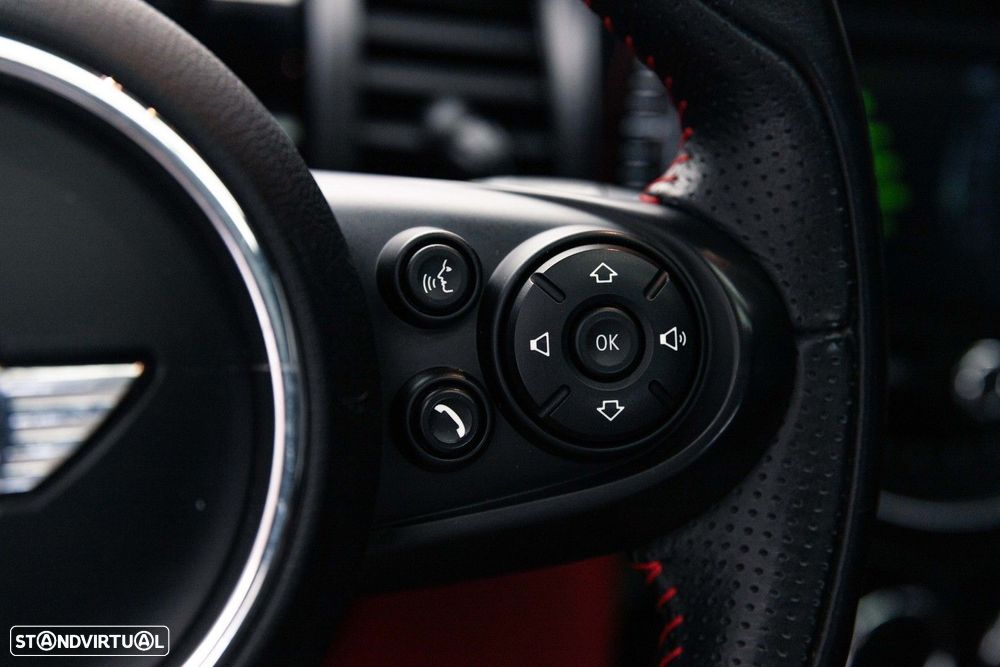 MINI 3 Portas John Cooper Works - 25