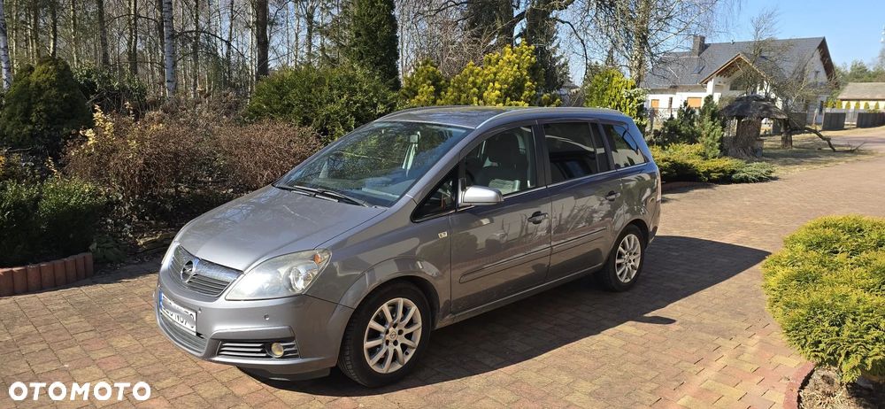 Opel Zafira 1.9 CDTI - 2