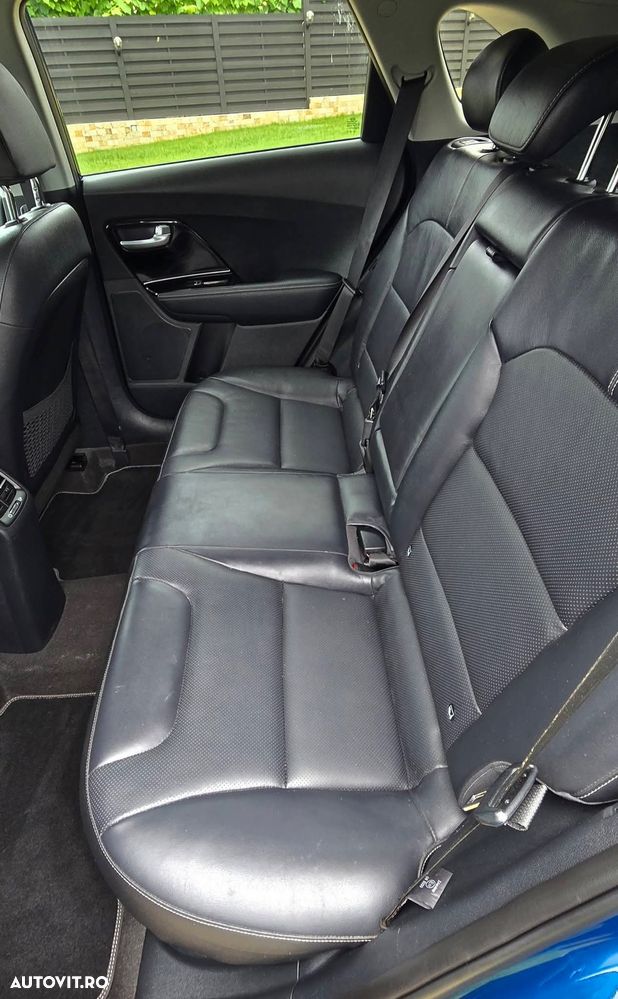Kia Niro 1.6 GDI 2WD Aut. Vision - 20
