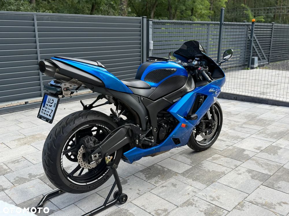 Kawasaki ZXR - 7