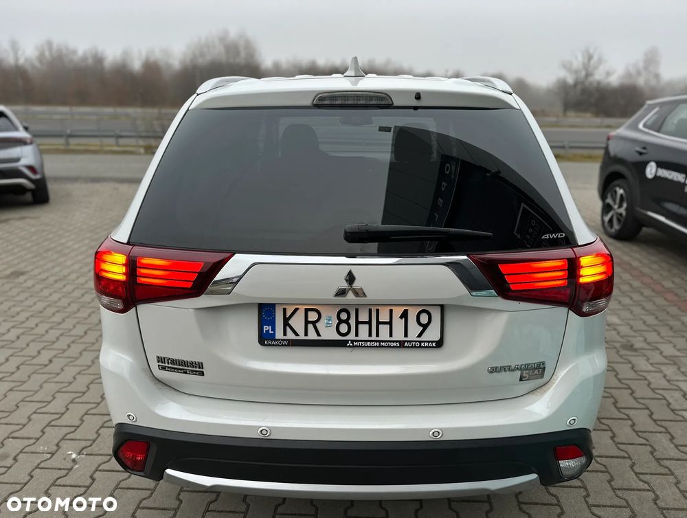 Mitsubishi Outlander 2.0 Intense Comfort 4WD CVT - 6