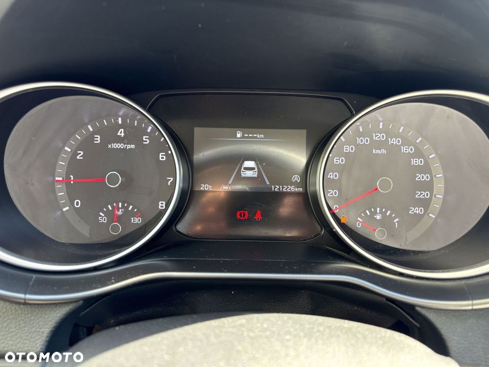 Kia Ceed - 14