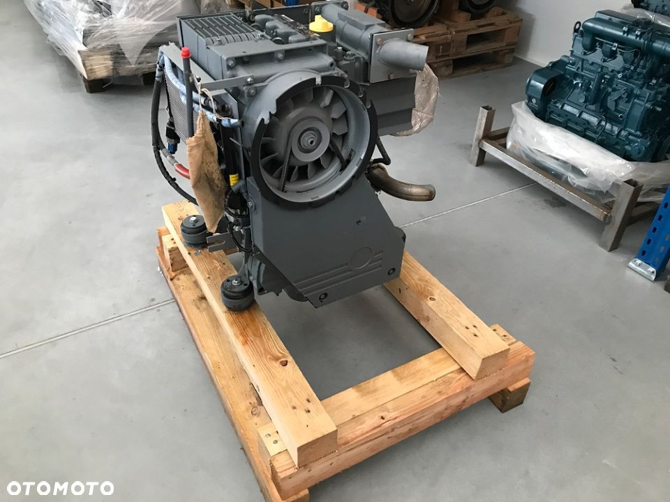 SILNIK DEUTZ D2011 L 02 jak nowy 14500 netto - 1