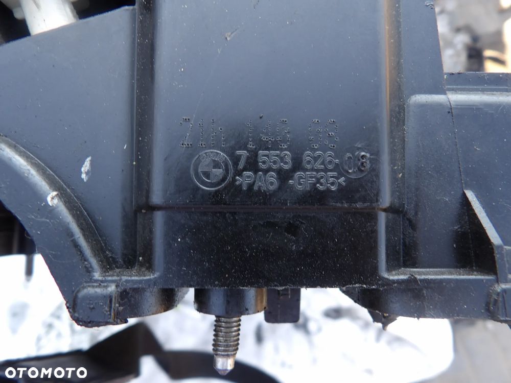 BMW - E81,E87,E90,E91,N43B16 - POKRYWA ZAWORÓW - 7553626 - 2