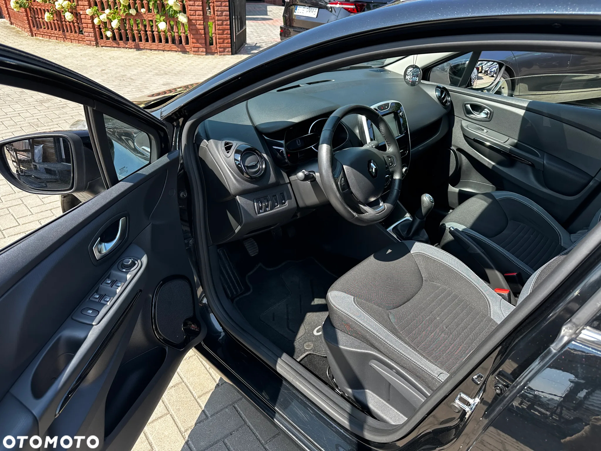 Renault Clio - 6