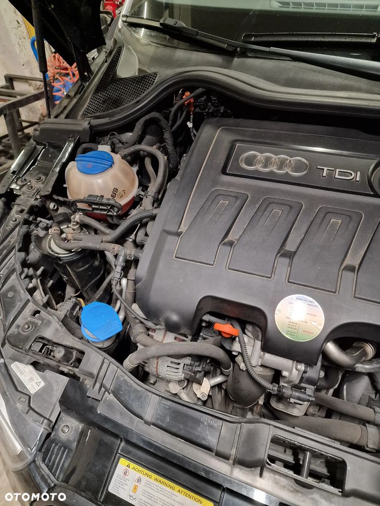 Audi A1 3-drzwiowe 1.6 TDI S line edition - 8