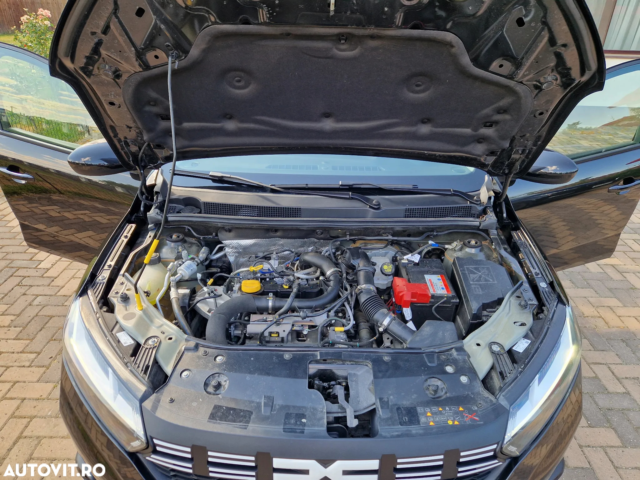 Dacia Logan TCe 90 CVT Prestige - 27