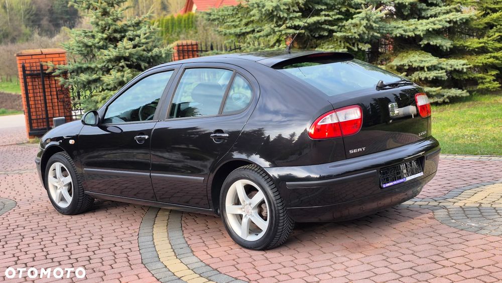 Seat Leon 1.6 16V Signo - 5