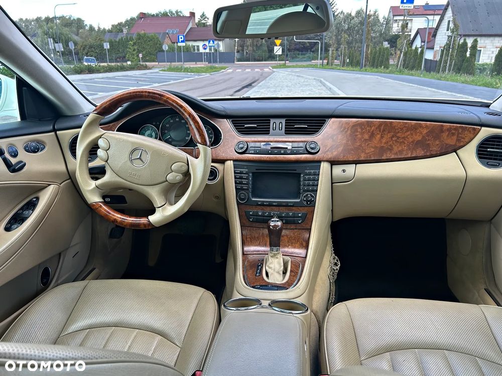 Mercedes-Benz CLS 500 - 3
