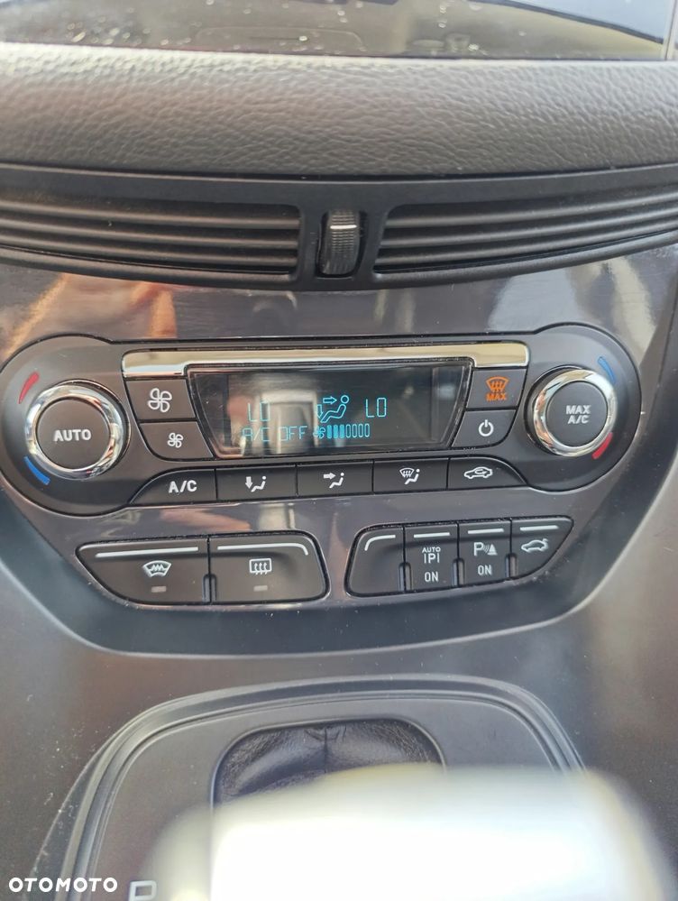 Ford Kuga 2.0 TDCi 4WD Titanium - 10