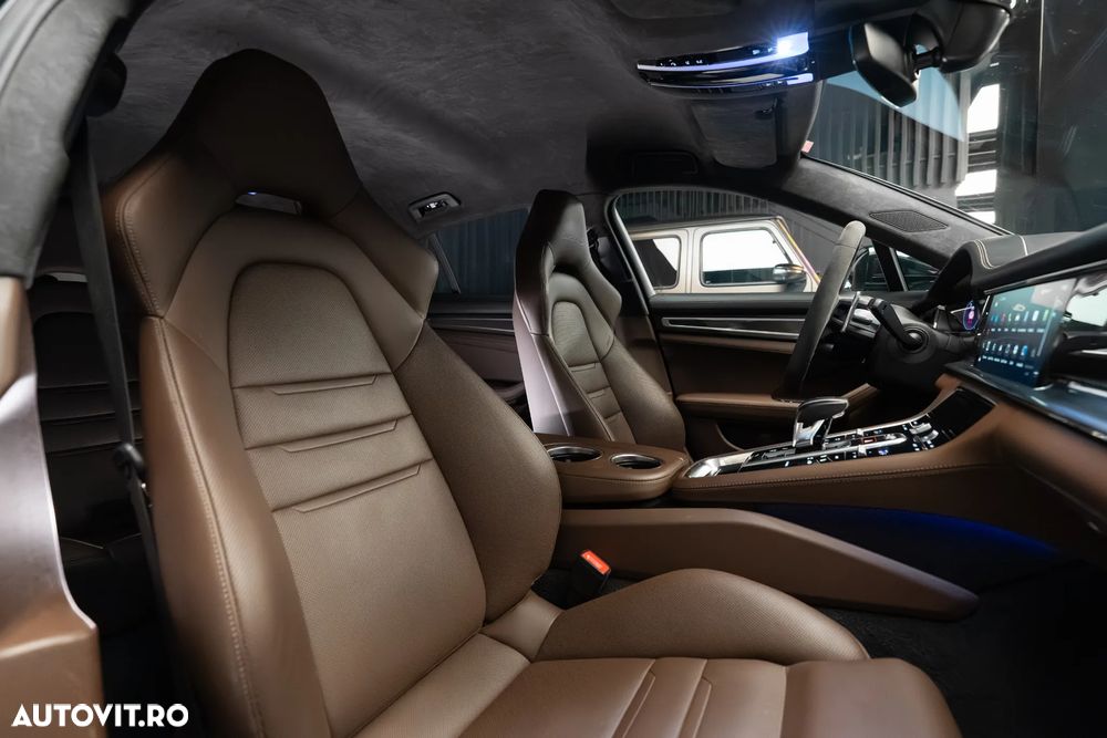 Porsche Panamera Turbo S E-Hybrid - 36