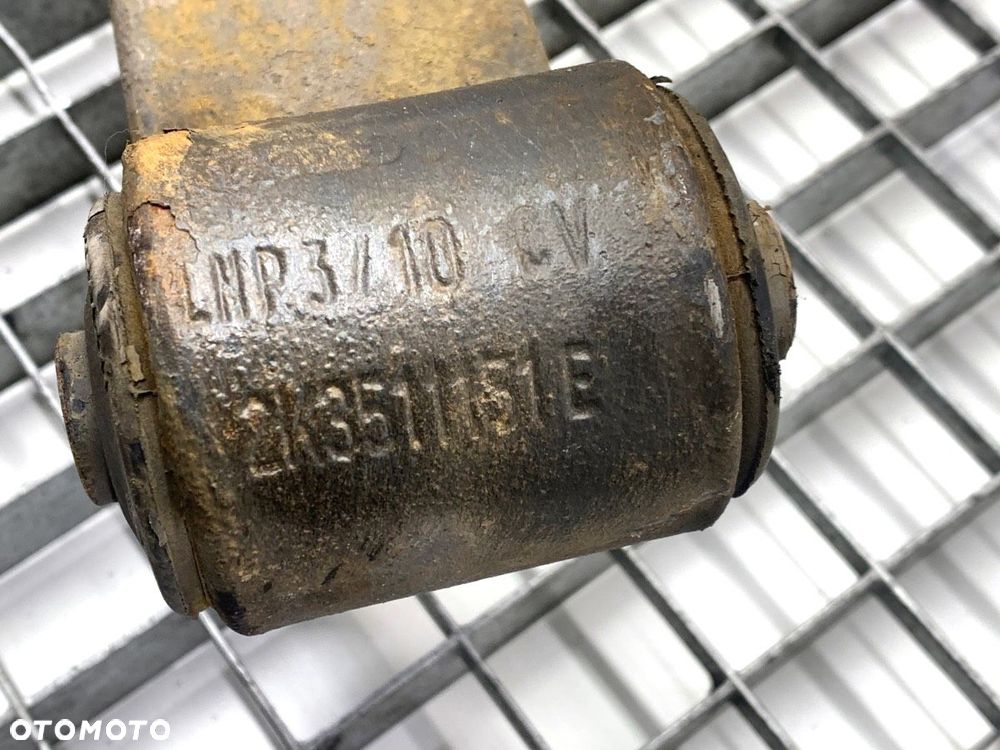 RESOR PRAWY TYŁ  VW CADDY III Nadwozie pełne/minivan (2KA, 2KH, 2CA, 2CH) 2004 - 2015 1.6 TDI 75 - 4