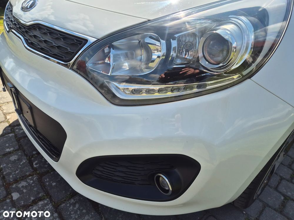 Kia Rio 1.2 Dream Team Edition - 12