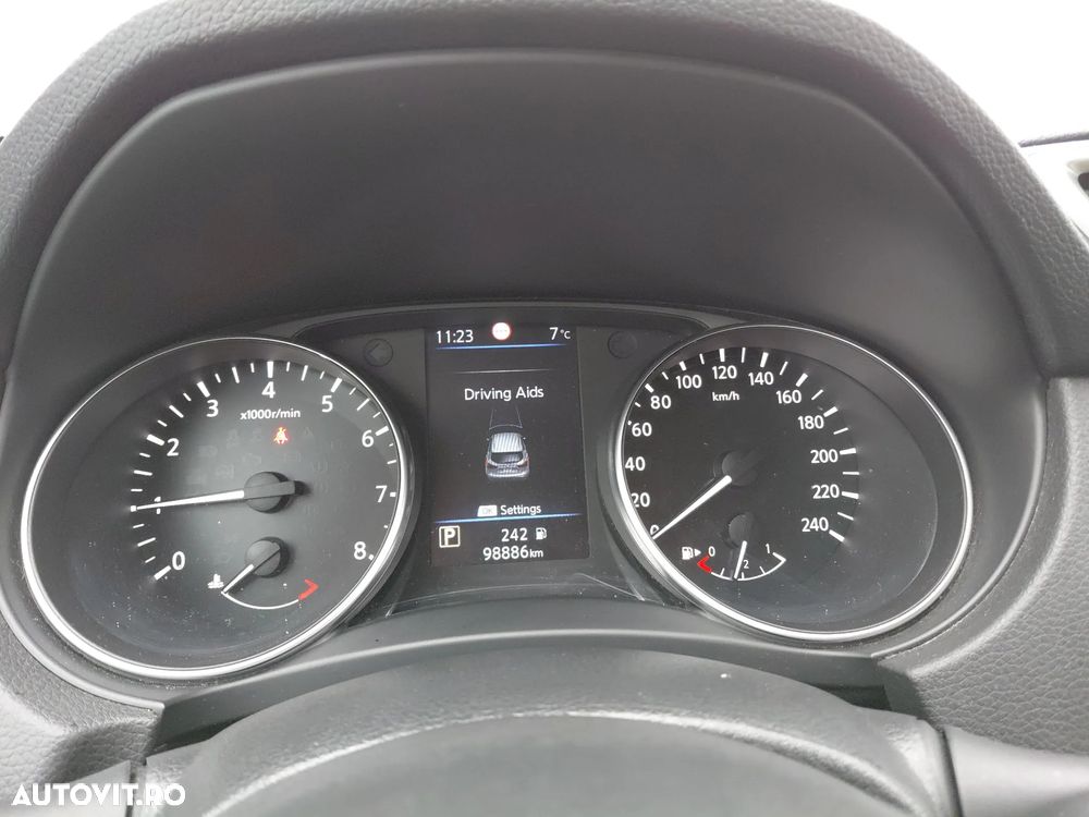 Nissan Qashqai 1.3 157CP 2WD DCT Acenta - 11