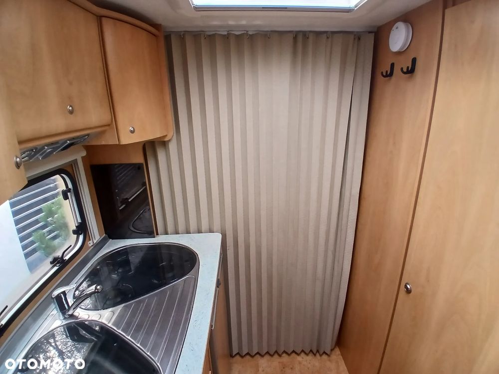 Burstner 480TK Łóżko  Piętrowe - 23