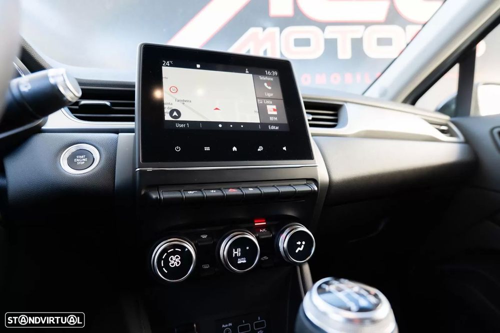 Renault Captur TCe 100 INTENS - 24