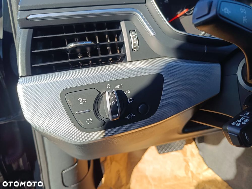 Audi A4 Avant 2.0 TDI S tronic sport - 22