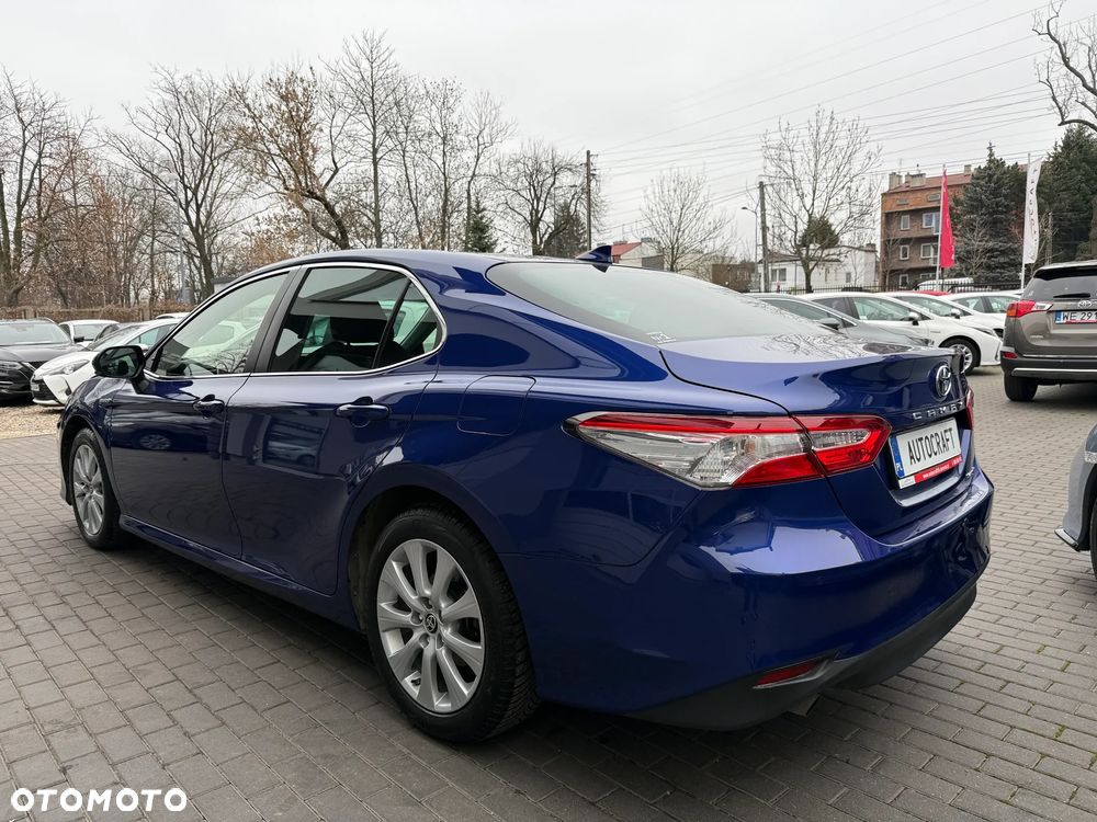 Toyota Camry 2.5 Hybrid Comfort CVT - 27