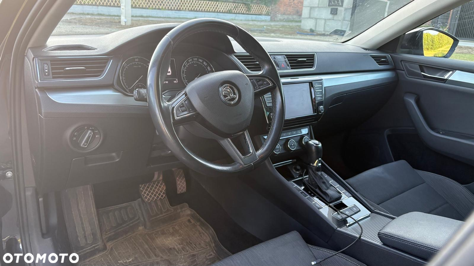 Skoda Superb 2.0 TDI Style DSG - 6