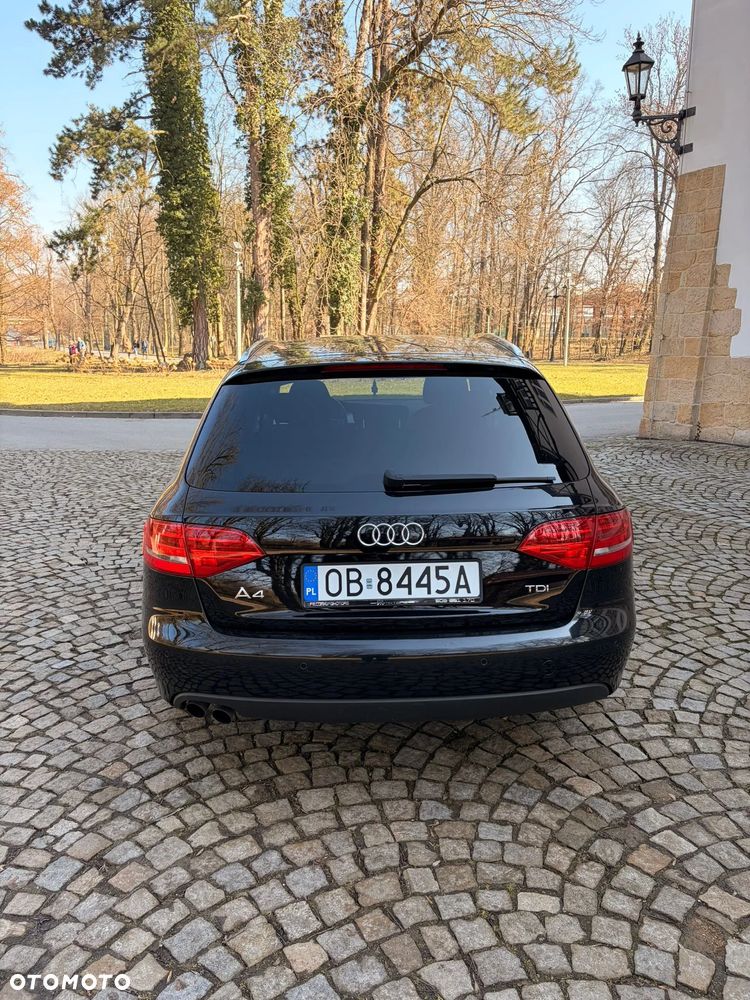 Audi A4 Avant - 5