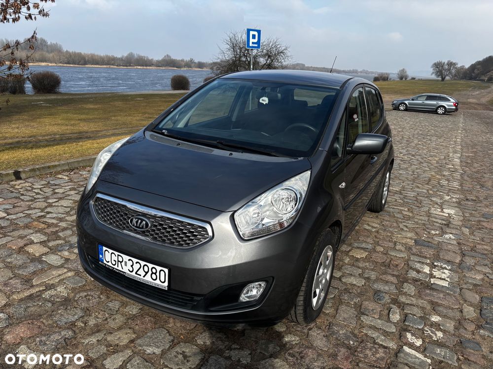 Kia Venga - 13