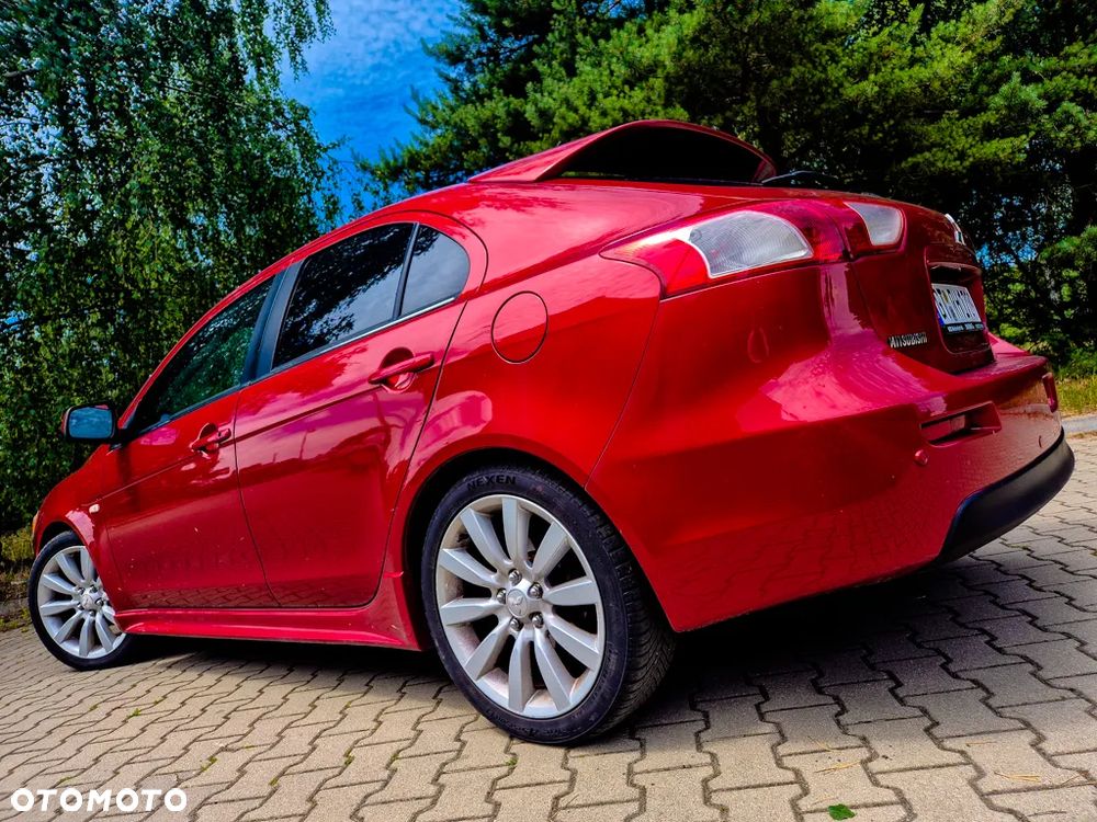 Mitsubishi Lancer - 16