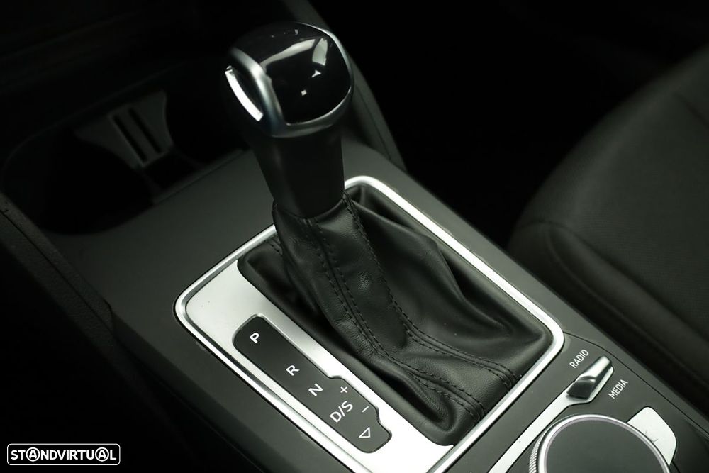 Audi Q2 35 TFSI Advanced S tronic - 14