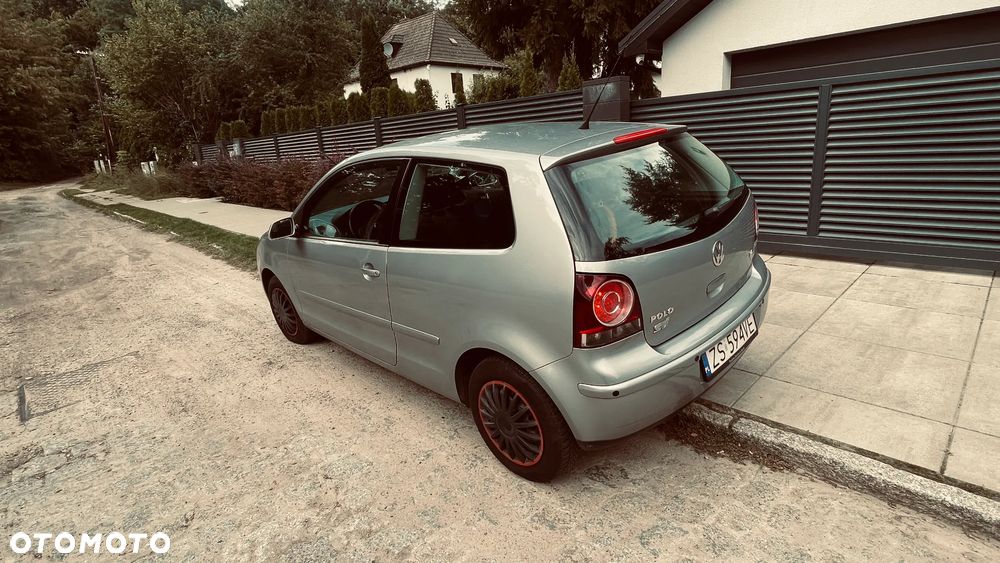 Volkswagen Polo 1.4 16V Comfortline - 15