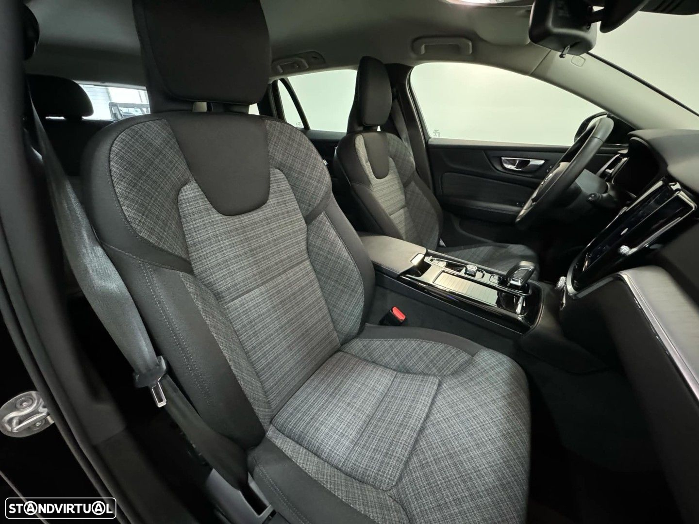 Volvo V60 2.0 T6 AWD TE Inscription Expression - 14