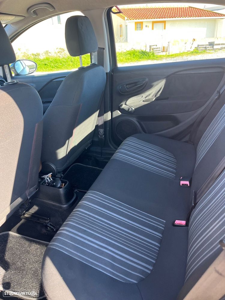 Fiat Punto Evo 1.2 Active — fotografia 17
