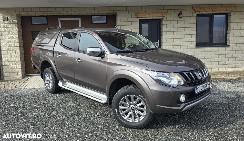 Mitsubishi L200 Double Cab Intense Aut. - 9
