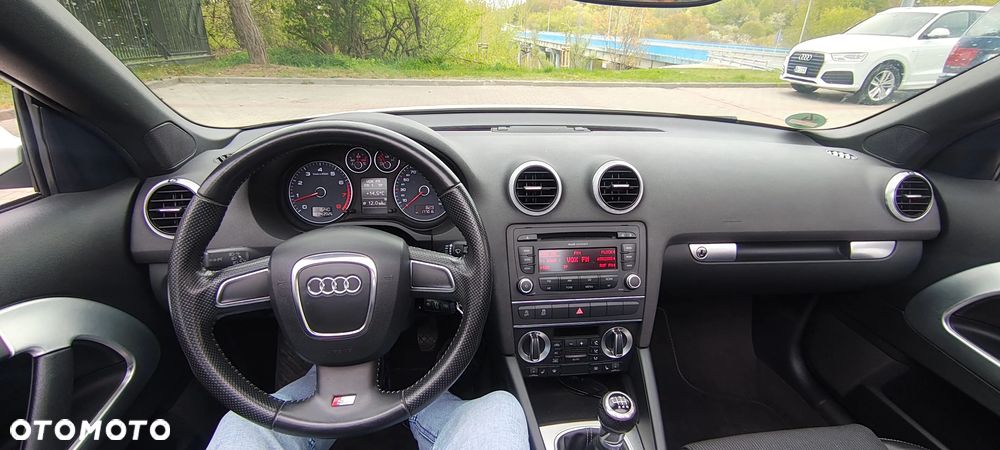 Audi A3 Sportback 1.2 TFSI S line Sportpaket - 11