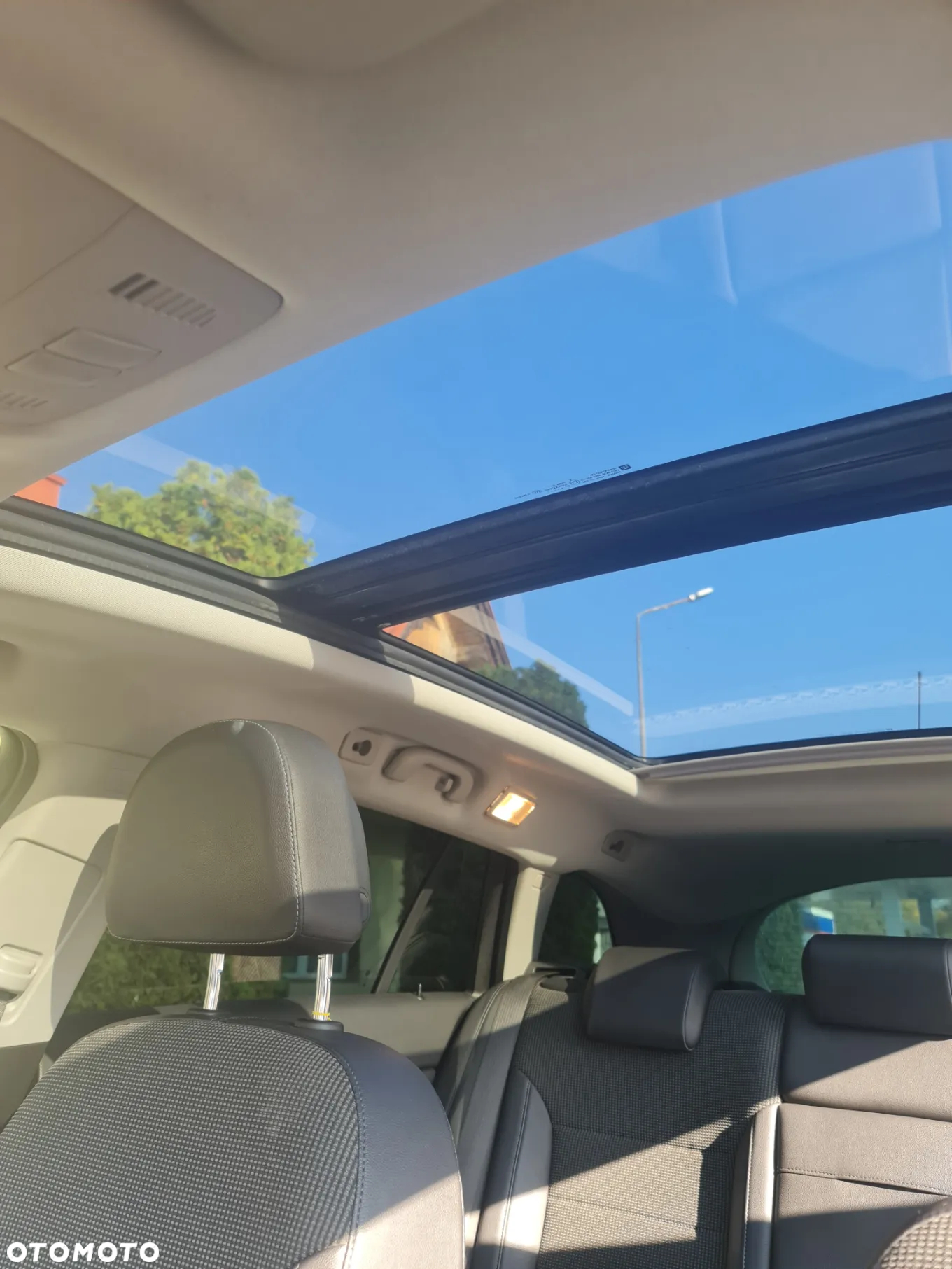 Opel Insignia 2.0 CDTI Sports Tourer - 12