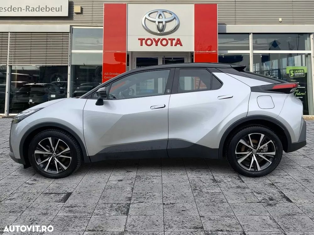 Toyota C-HR 1.8 Hybrid Team Deutschland - 33