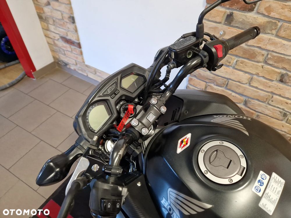 Honda CB - 9