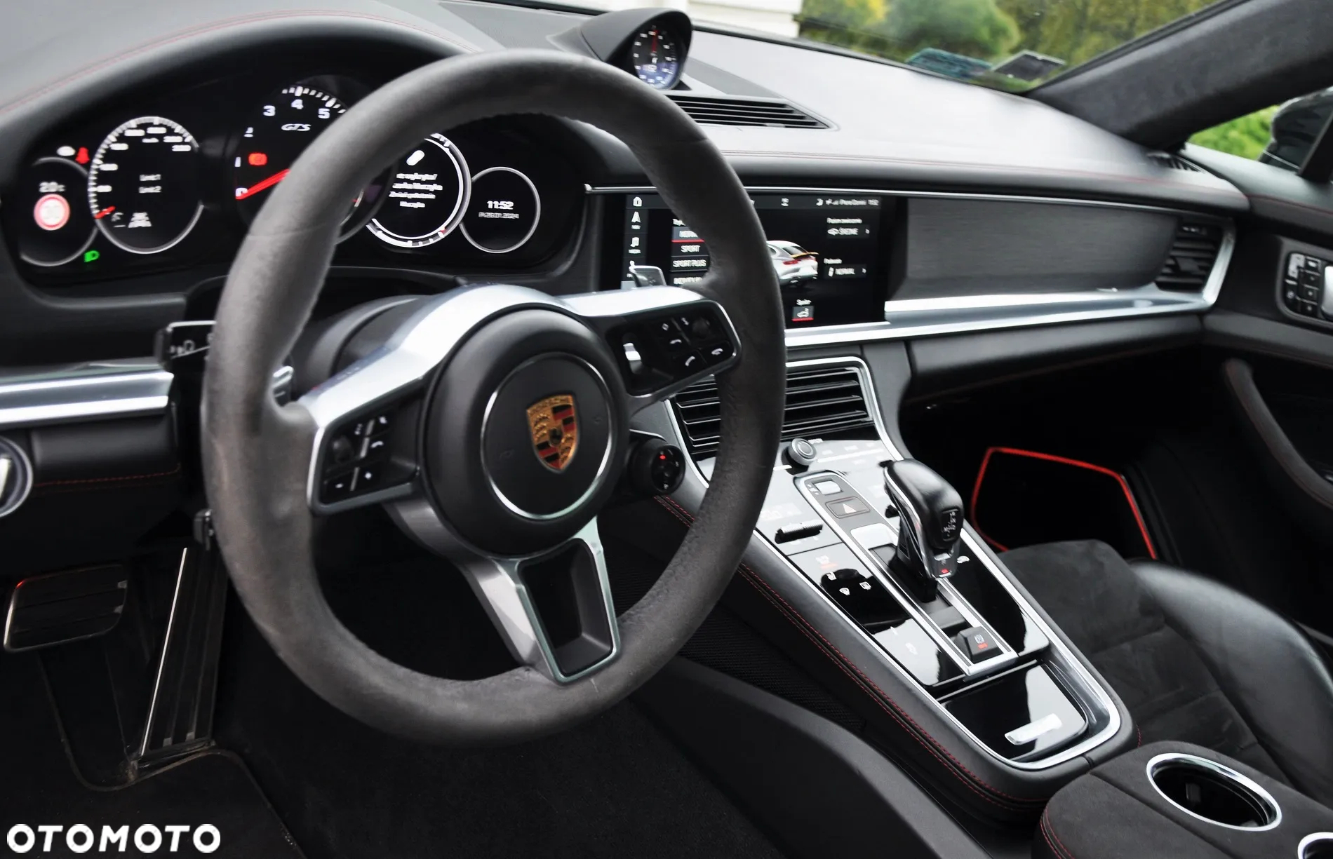 Porsche Panamera GTS GPF - 11