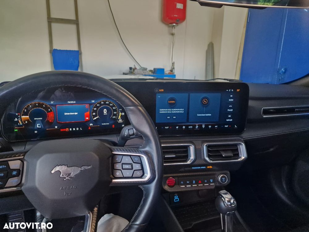 Ford Mustang - 18