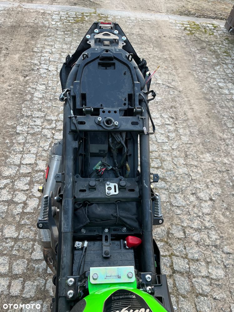 Kawasaki Ninja 400 - 23