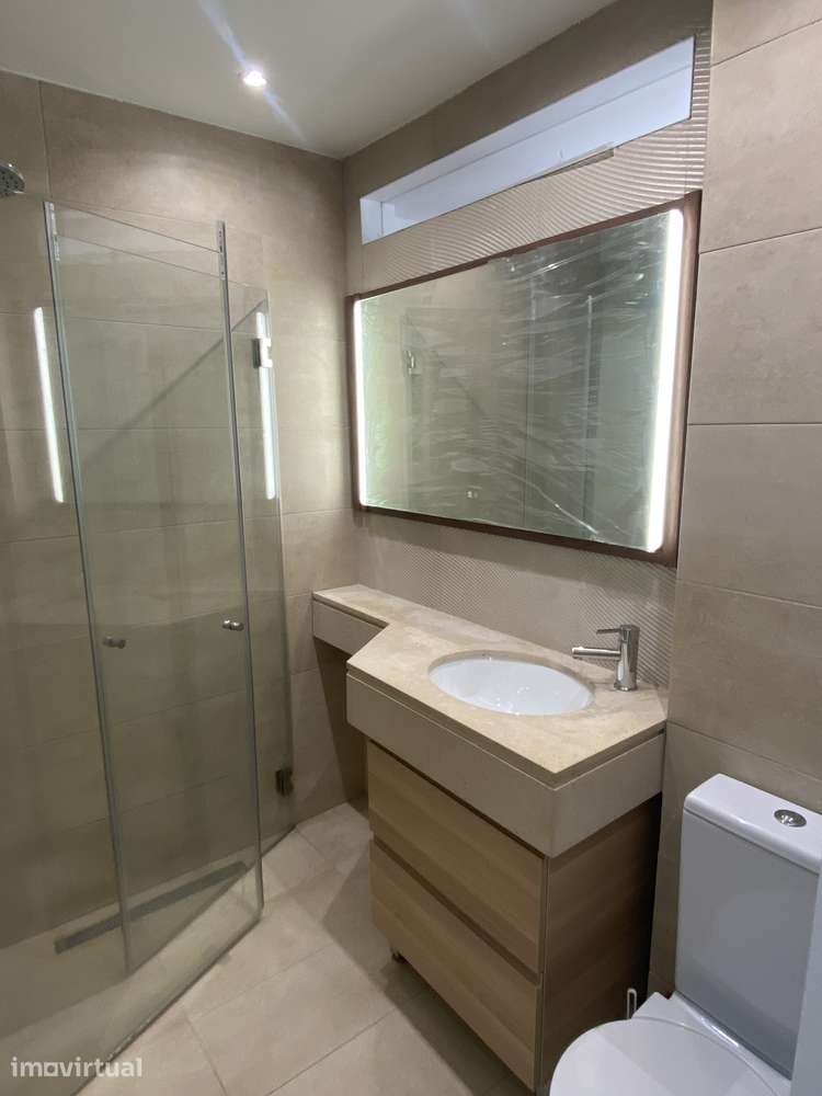 Apartamento T2 em Carcavelos, pronto a habitar - Grande imagem: 3/13