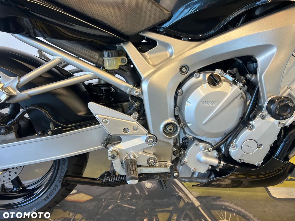 Yamaha FZ6 - 28