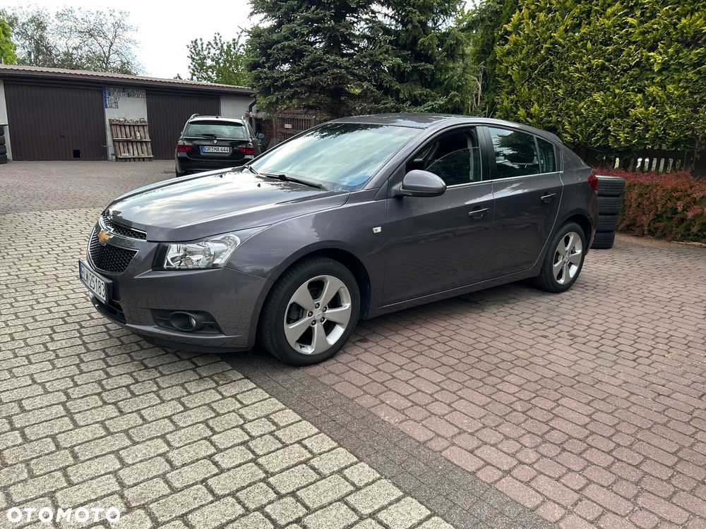 Chevrolet Cruze 1.8 LTZ - 10
