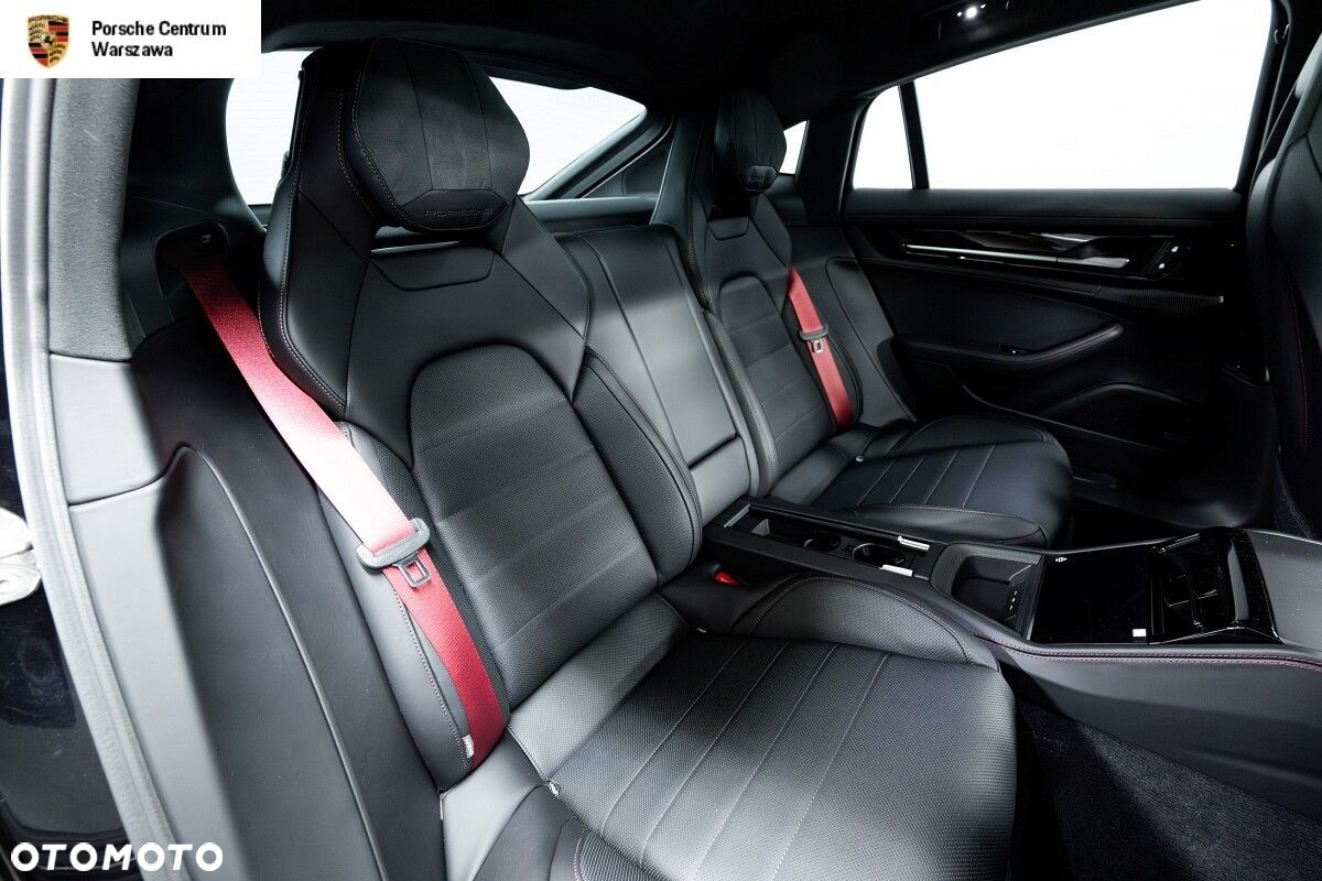Porsche Panamera - 16