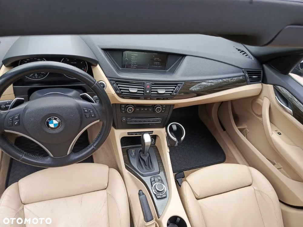 BMW X1 xDrive20d - 15