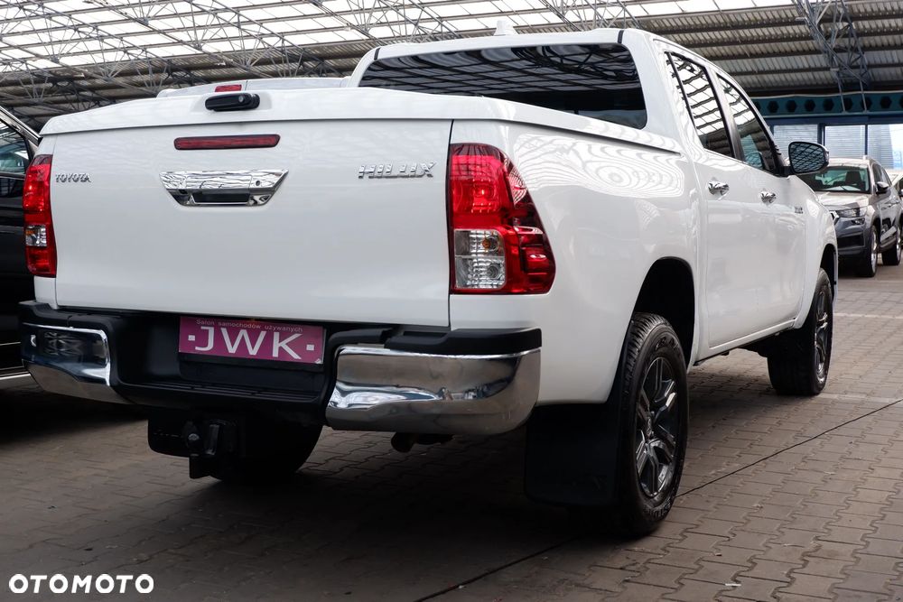 Toyota Hilux 2.4 D-4D Double Cab SR 4x4 - 3