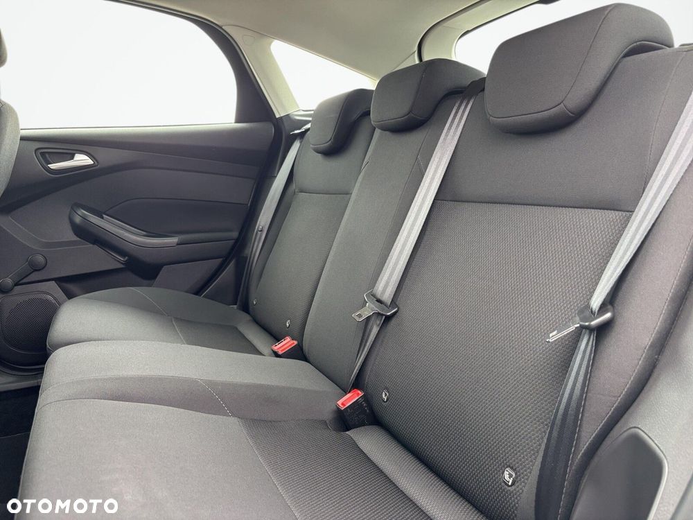Ford Focus - 15