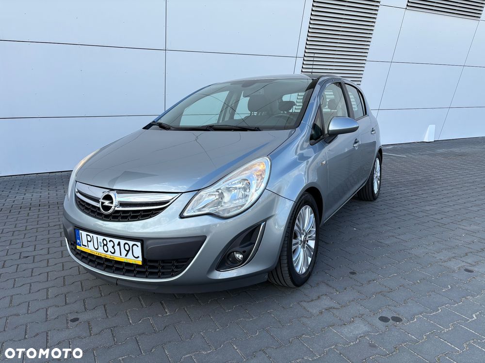 Opel Corsa 1.4 16V Cosmo - 14